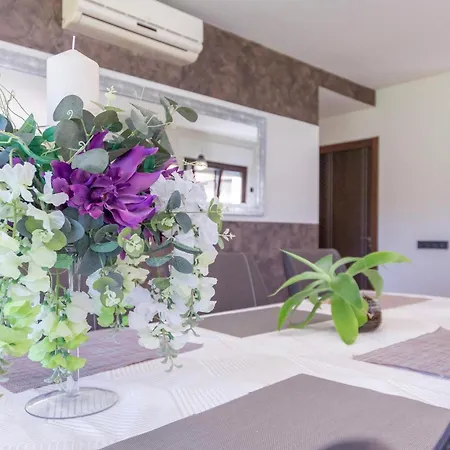 4 Bedroom In Dom wakacyjny