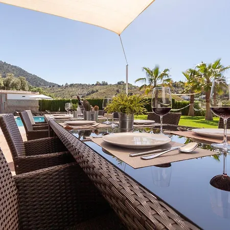 Holiday home 4 Bedroom In Competa Acebuchal