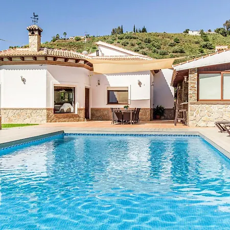 4 Bedroom In Competa *